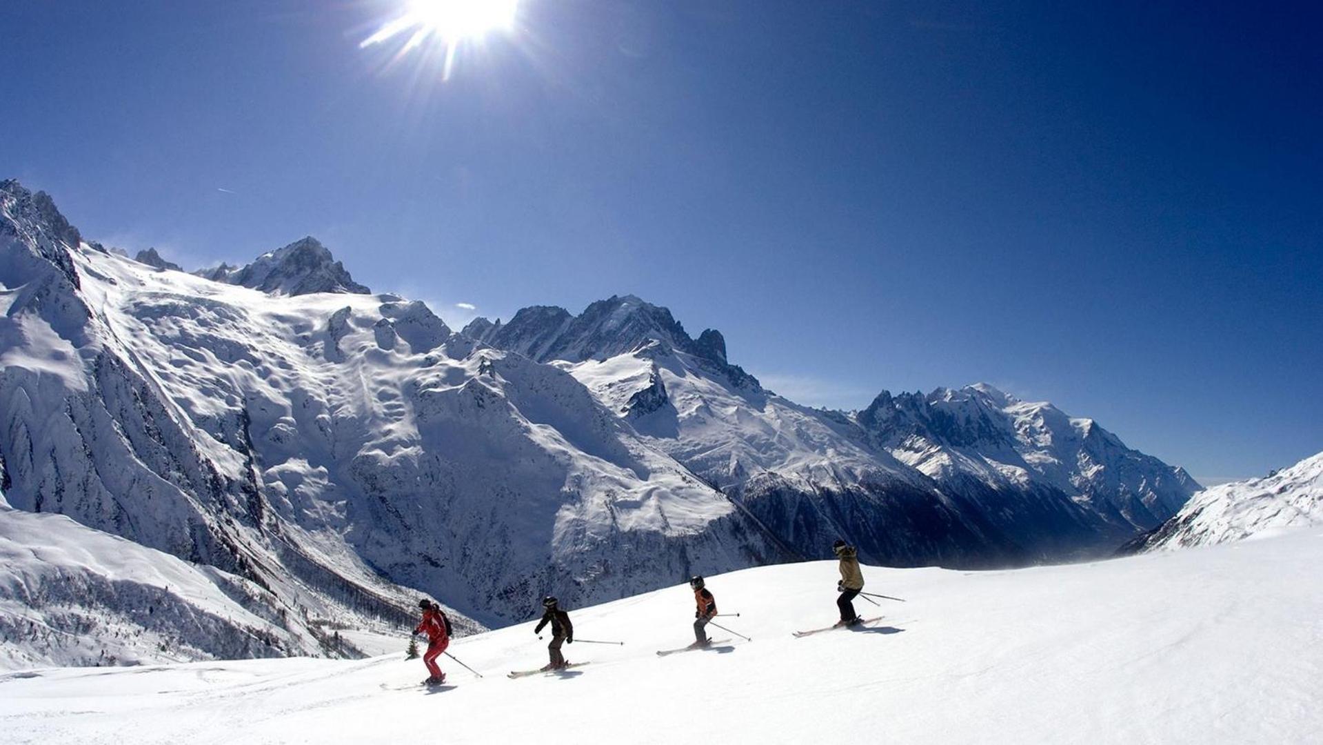 Apartment Le Pied Du Brevent - Walk To Ski Lift, Chamonix Getaway Exteriör bild